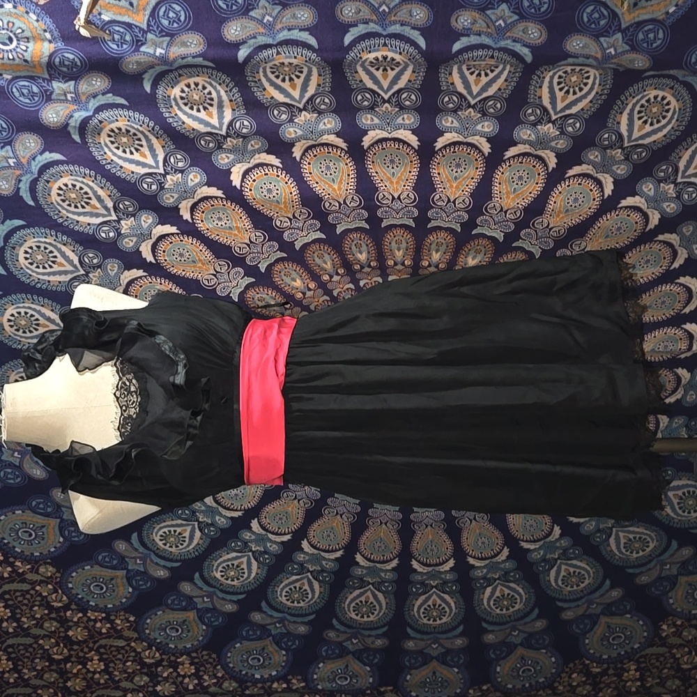 White House/Black market sz 2 dress